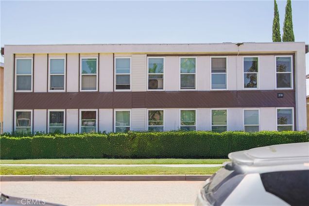 218 W Wilson Avenue Orange, CA Multifamily Active - Photo 1 of 27. Opens carousel modal