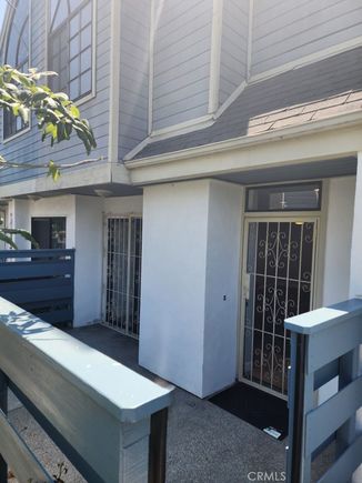5921 Templeton Street Unit F