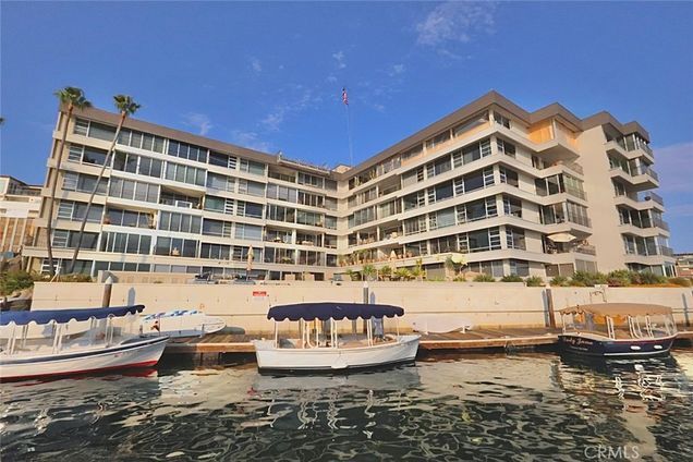 2525 Ocean Boulevard Unit C-1 Corona del Mar, CA Condo Active - Photo 1 of 1. Opens carousel modal