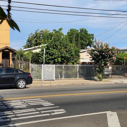 10408 S Wilmington Avenue Los Angeles, CA House Active - Photo 1 of 7. Opens carousel modal