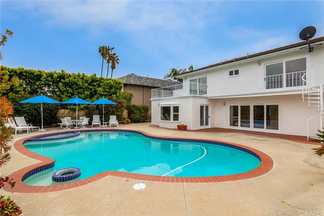 6431 E Shire Way Long Beach Ca 90815 Mls Rs20060209 Estately 6431 E Shire Way Long Beach Ca 90815
