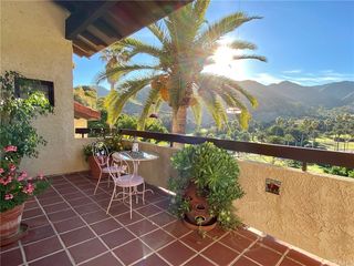 6 Cabrillo Drive