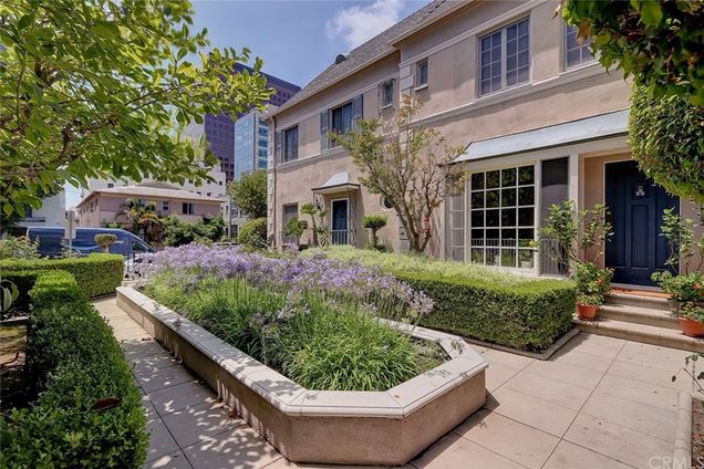 6427 Orange Street Los Angeles, CA Multifamily Sold - Photo 1 of 27. Opens carousel modal