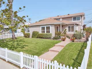 1125 E Acacia Avenue