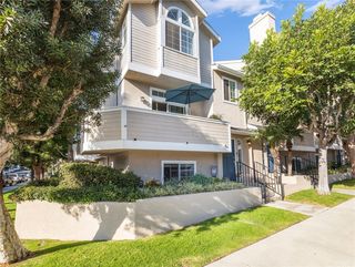 400 Richmond Street Unit 1
