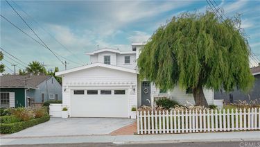 1012 E Mariposa Avenue