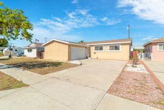 203 W 226th Pl
