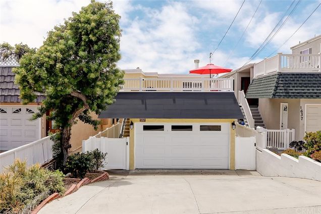 1635 Ford Avenue Redondo Beach, CA House Sold - Photo 1 of 27. Opens carousel modal