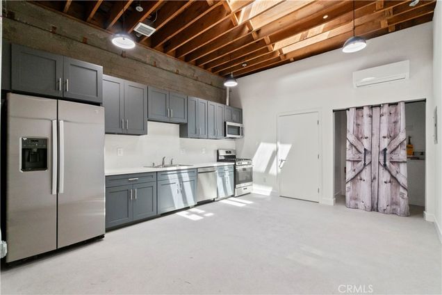 1901 S Pacific Avenue Unit 7 San Pedro, CA House Active - Photo 1 of 18. Opens carousel modal