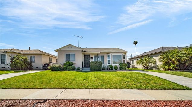 813 N Evers Avenue Compton, CA House Active - Photo 1 of 32. Opens carousel modal