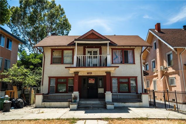 1619 S St Andrews Place Los Angeles, CA Multifamily Active - Photo 1 of 27. Opens carousel modal