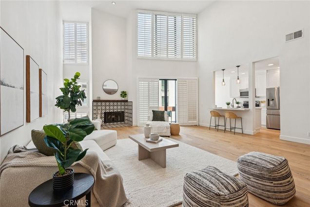 750 S Bundy Drive Unit 304
