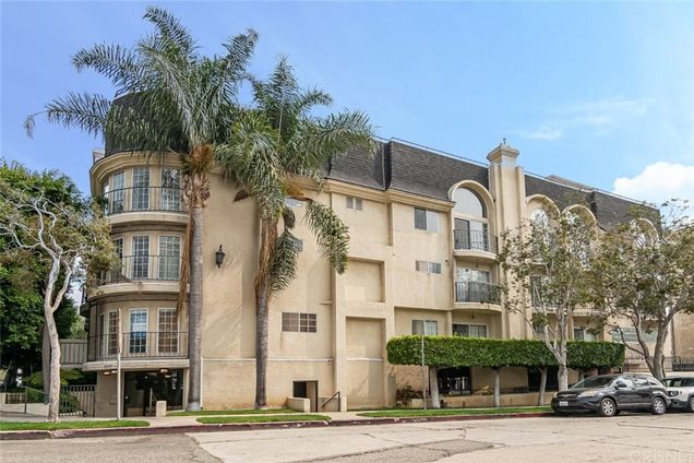 12130 Ohio Avenue Unit 102 Los Angeles, CA Condo Sold - Photo 1 of 28. Opens carousel modal