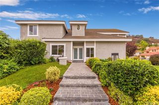 5692 Walnut Ridge Drive