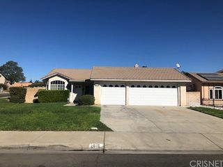 2816 W Fairview Drive