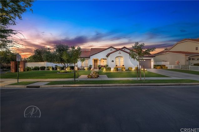 12410 Parkerhill Drive Bakersfield, CA House Sold - Photo 1 of 39. Opens carousel modal