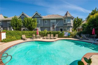 18135 Burbank Boulevard Unit 5