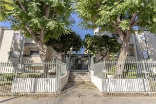 8801 Cedros Avenue Unit 15