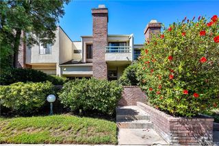 18731 Hatteras Street Unit 28
