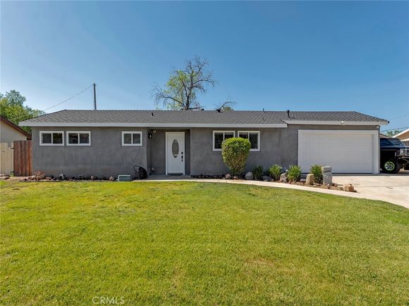 1316 Calle Tulipan