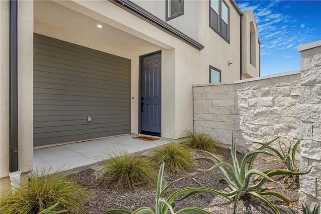 27824 Marquee Drive