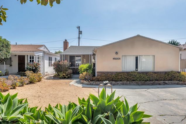 3565 Greenwood Avenue Los Angeles, CA House Active - Photo 1 of 34. Opens carousel modal