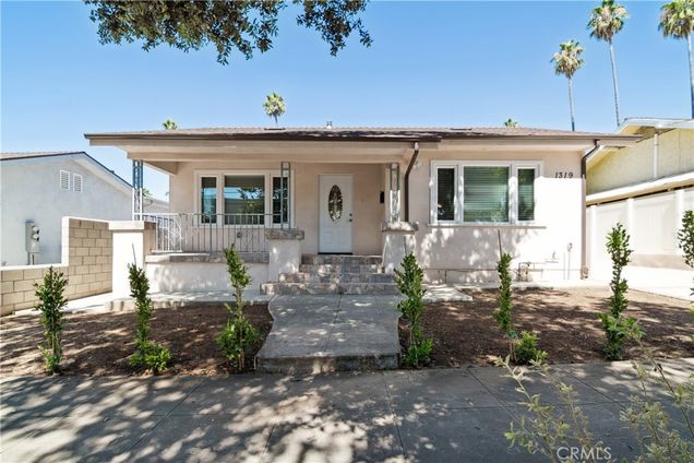 1319 N Hudson Avenue Pasadena, CA House Active - Photo 1 of 16. Opens carousel modal