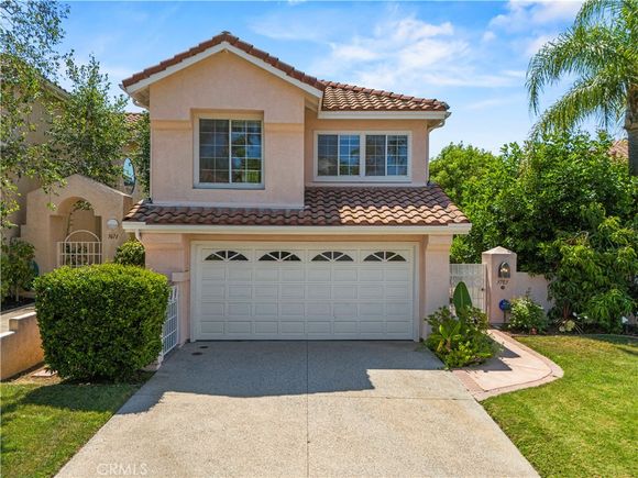 3703 Calle Jazmin