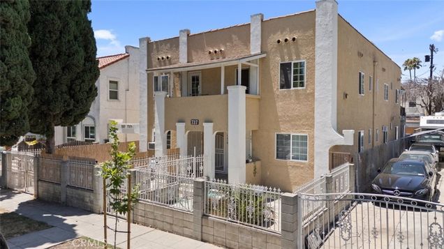 737 N Ridgewood Place Los Angeles, CA Multifamily Active - Photo 1 of 21. Opens carousel modal