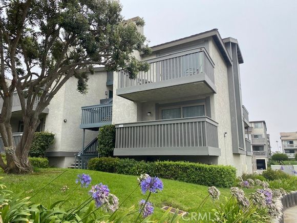 3122 Sunset Lane Oxnard, CA Condo Active - Photo 1 of 21. Opens carousel modal