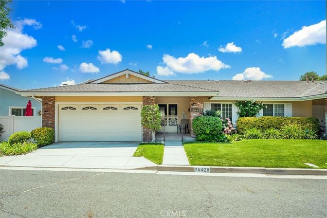 26428 Circle Knoll Court