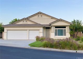 8 Mockingbird Lane