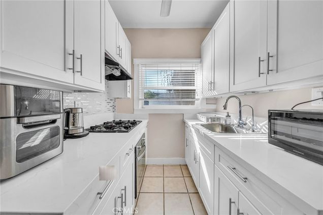 4125 S Figueroa Street Unit 218 Los Angeles, CA Condo Active - Photo 1 of 17. Opens carousel modal