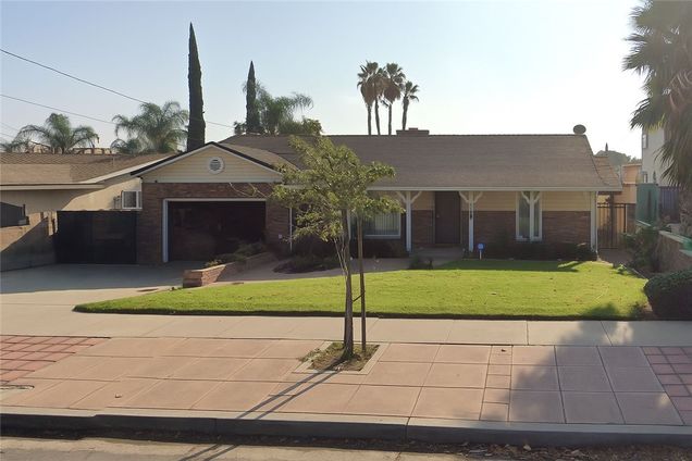 17043 Randall Avenue
