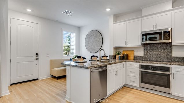 2835 E Schumacher Paseo