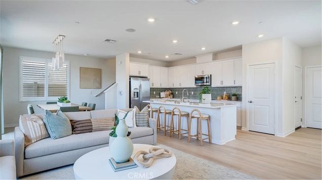 3255 Silo Paseo