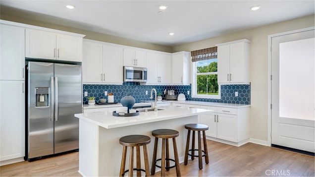 2657 E Hyde Paseo