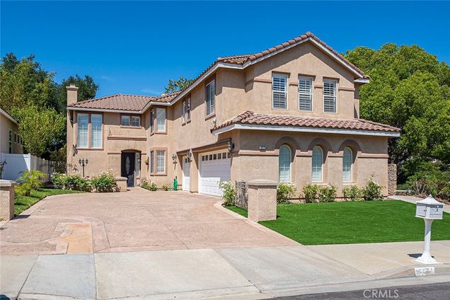 15075 Avenida Del Monte