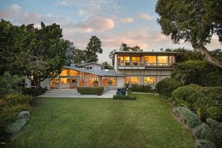 28946 Cliffside Drive