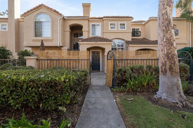 1129 Mooring Walk Oxnard, CA Condo Sold - Photo 1 of 41. Opens carousel modal