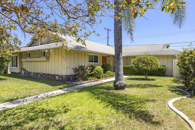 2206 N Ventura Road