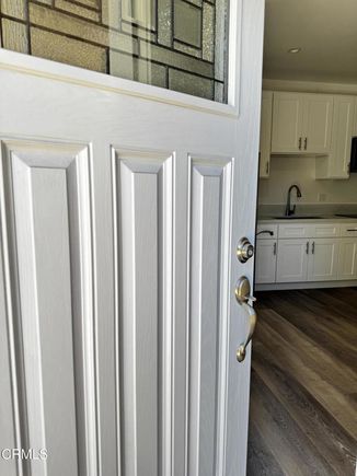 1251 Nightingale Place Oxnard, CA Condo Active - Photo 1 of 15. Opens carousel modal