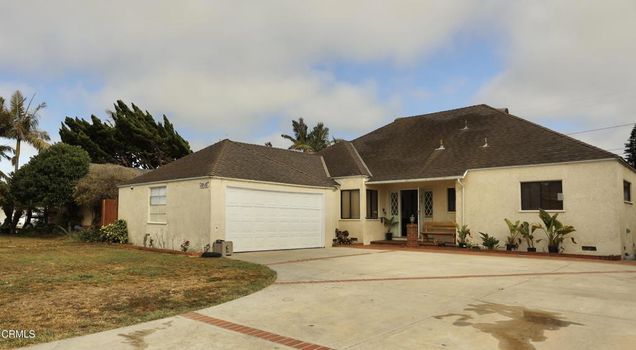 1010 W Robert Avenue