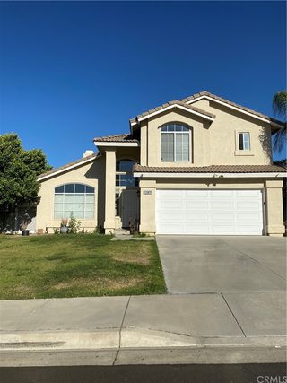 26732 Kicking Horse Drive