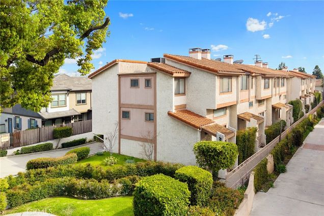 1006 Arcadia Avenue Unit D