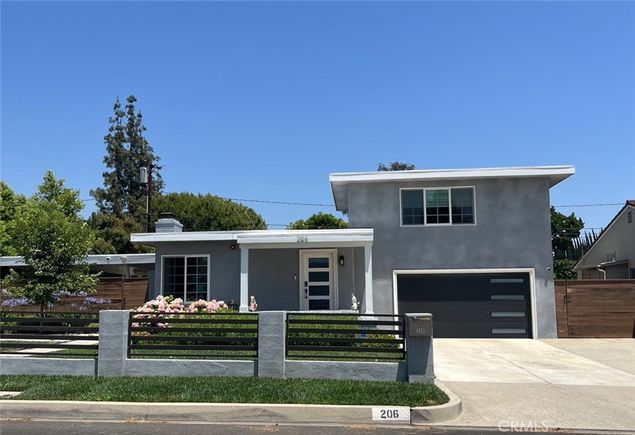 206 S Sunset Place