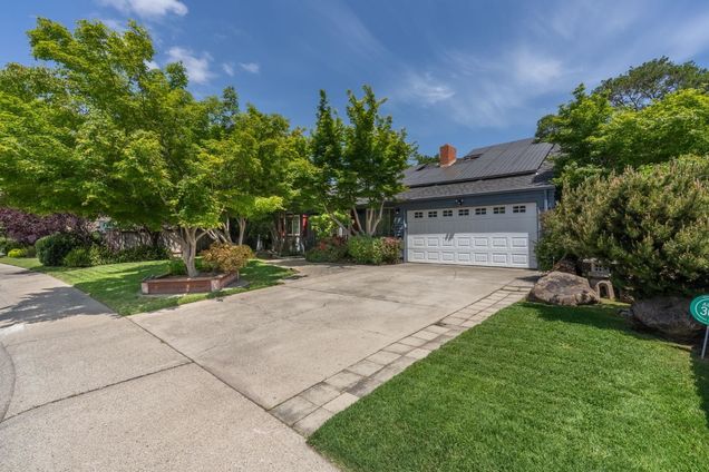 7516 Brentwood Drive