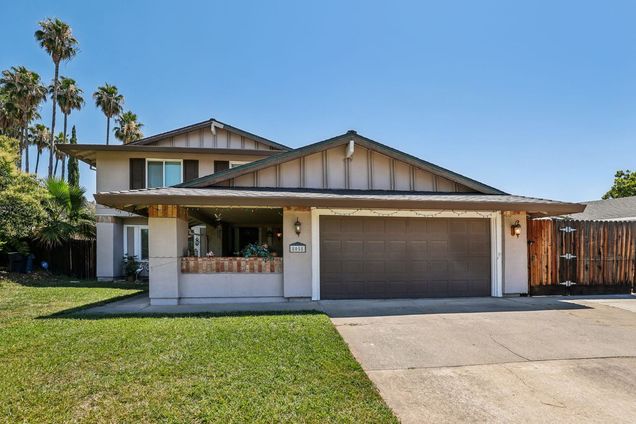 8058 Mesa Oak Way