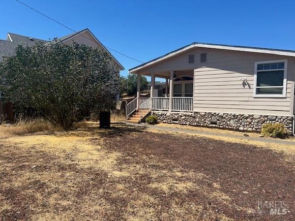 2924 Meadow Creek Road