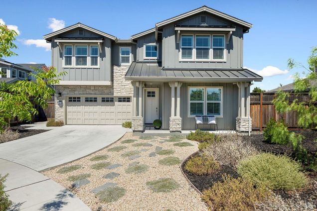 56 Wine Press Way